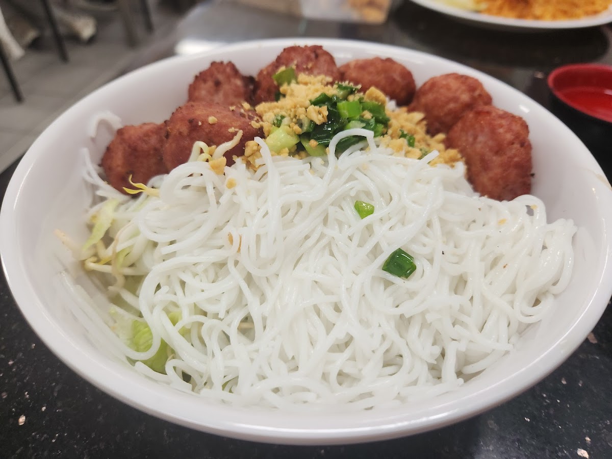 Pho Toan Thang Photos 2